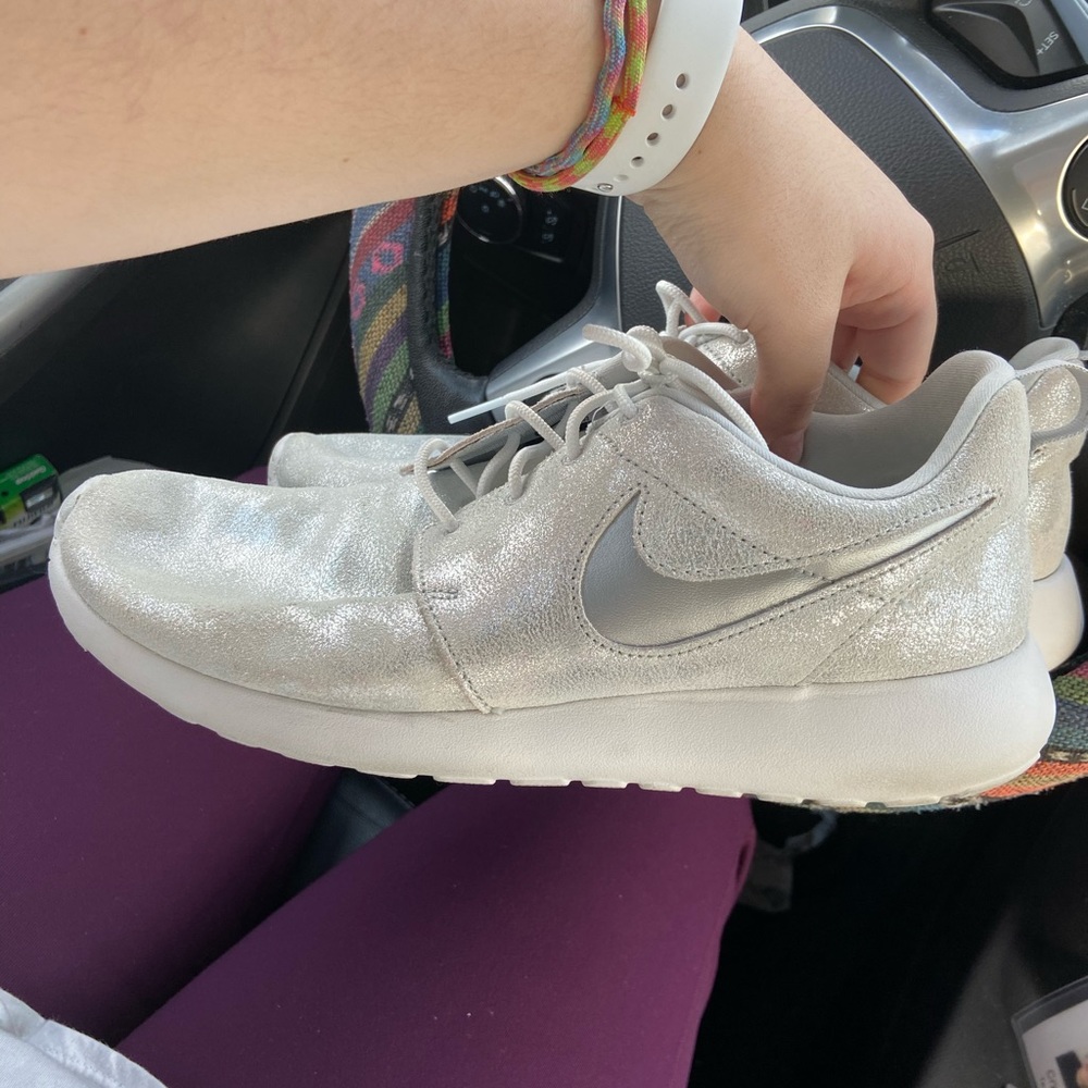 Silver sparkle Nike Roshe Sneaker / Tennis Shoe